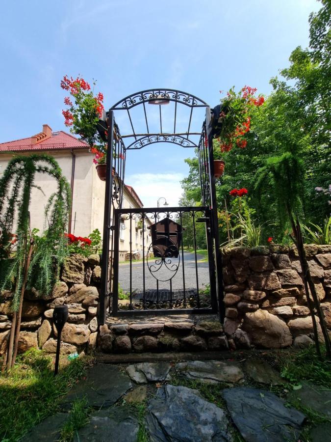Apartamenty u Bodzia Stronie Slaskie Bagian luar foto